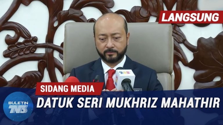 Mukhriz Mahathir Letak Jawatan Menteri Besar Kedah Buat Kali Kedua